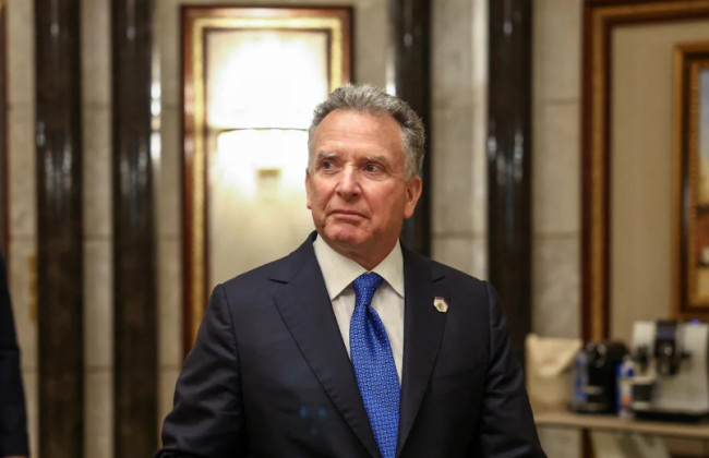 Літак спецпосланця Трампа Стіва Віткоффа попрямував у бік Росії