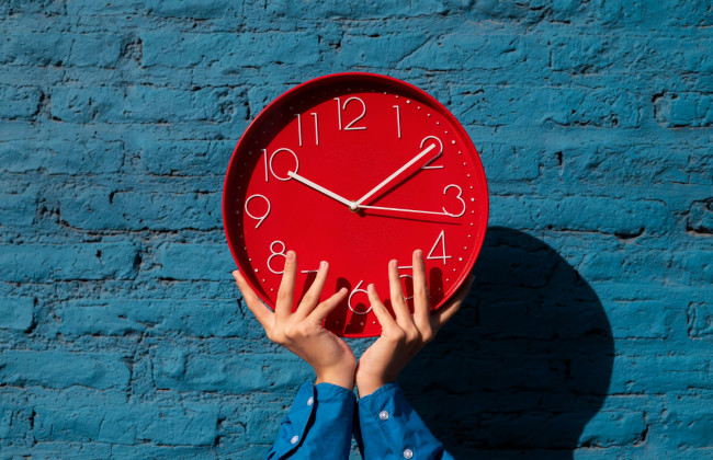 Перевод часов в Украине – будем ли переходить на летнее время в марте и что говорят в ОП