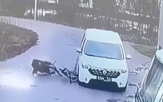 У Харківському ТЦК стверджують, що збили велосипедиста випадково, а потім хотіли допомогти, відео