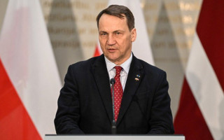 Угорщина блокує початок переговорів про вступ України до ЄС, — глава МЗС Польщі Сікорський