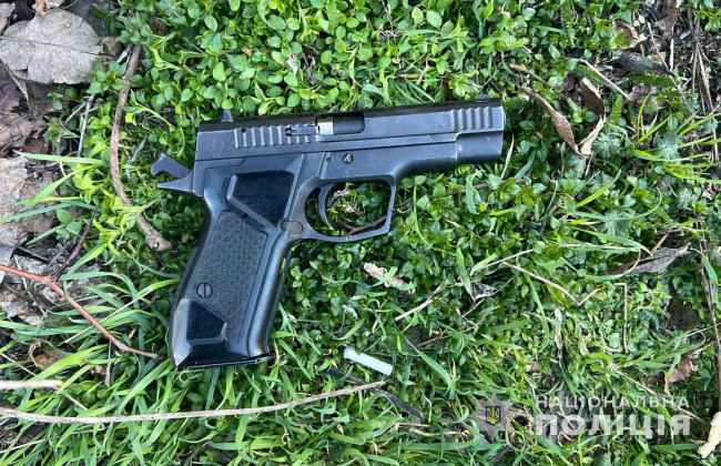 В Кременчуге мужчина стрелял в военного ТЦК