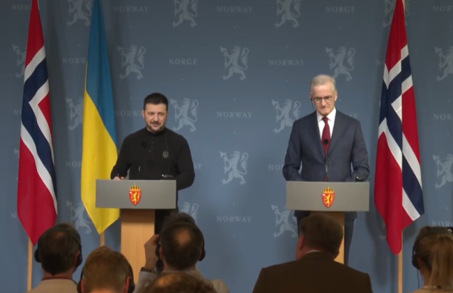 Зеленский анонсировал встречу Украины и США в Саудовской Аравии 24 марта