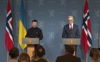 Зеленский анонсировал встречу Украины и США в Саудовской Аравии 24 марта