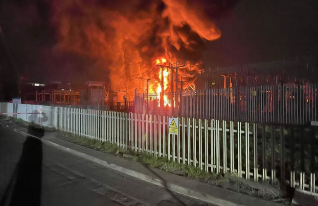 Більше 1000 рейсів з усього світу до аеропорт Хітроу було скасовано через пожежу на електропідстанції в Лондоні