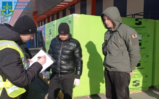 Житель Хмельнитчины за $13 тысяч организовал переправку военнообязанного в Румынию