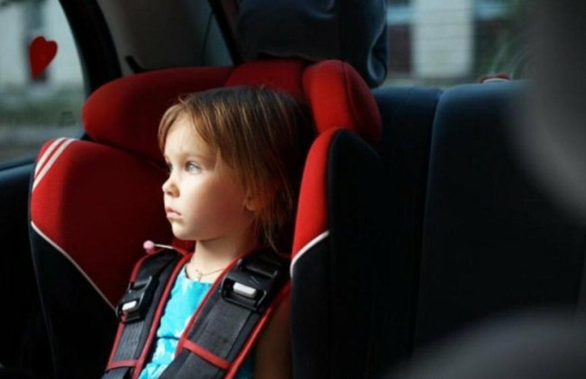 Водіям нагадали про правила перевезення дітей та штрафи за порушення