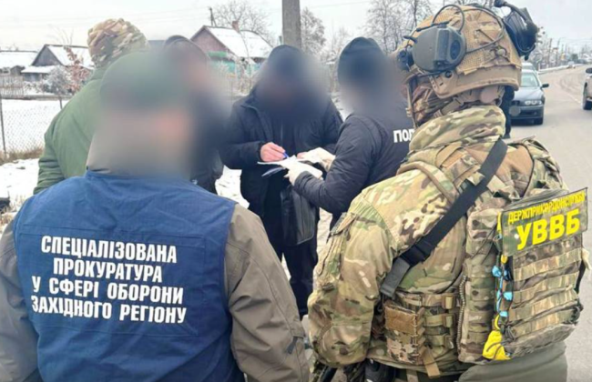 Правоохоронця з Волині підозрюють у нелегальній торгівлі деревиною у прикордонній зоні