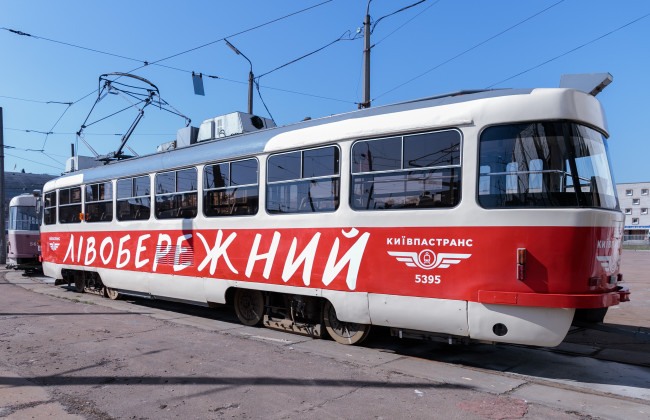 Киев планирует капитальный ремонт 10 трамваев в этом году – что изменится