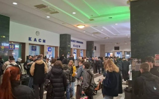 Как приобрести билеты, пока недоступны онлайн-сервисы Укрзализныци