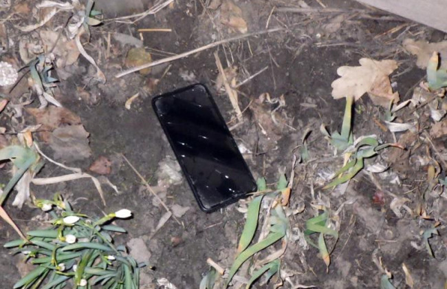 Шутка обернулась криминалом – в Житомире мужчина похитил телефон администратора отеля