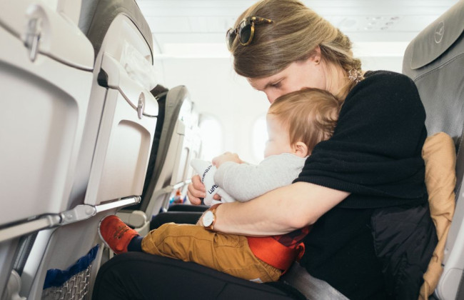 Американка заявила, что экипаж United Airlines потребовал отключить аппарат искусственной вентиляции легких у ее 2-летнего сына