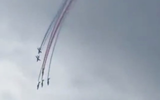 Во Франции столкнулись два учебно-боевых самолета Alpha Jet, видео