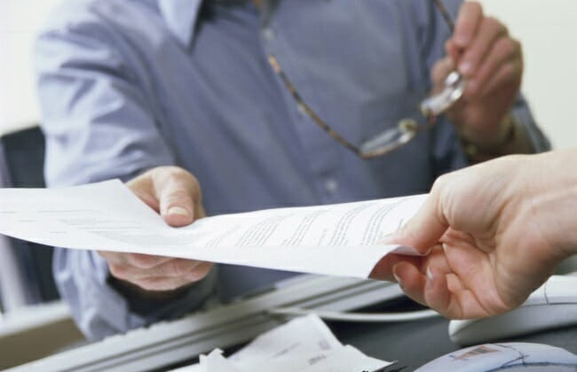 В Гоструда объяснили, как временно перевести работника на другую работу, не оговоренную трудовым договором