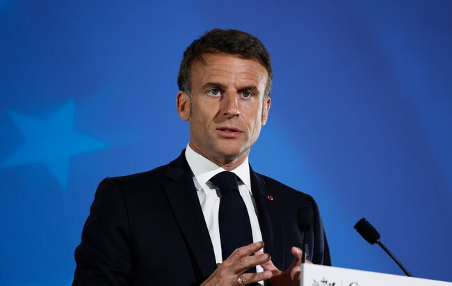 В Украину отправят военную делегацию из Британии и Франции для работы с ВСУ, — Макрон