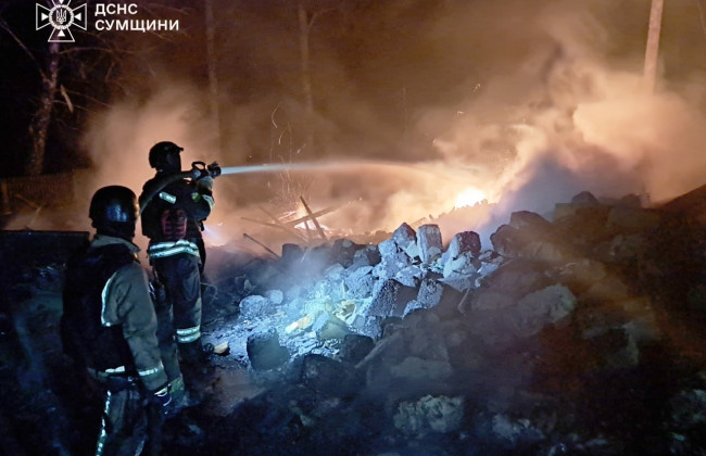 В Краснополье обстрелы не прекращаются – остаются 150 человек, село в руинах