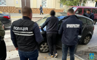 Во Львовской области будут судить дельца, который за 15000 евро обещал уклонисту выезд за границу в вагоне поезда