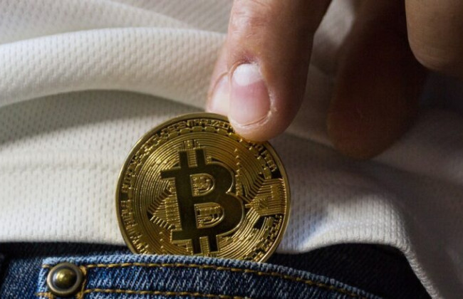 Пограничник пытался «откупиться» криптовалютой в размере 355 тысяч USDT