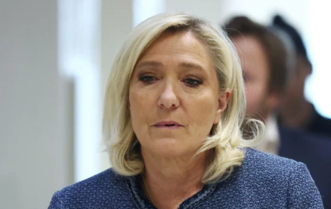 Марин Ле Пен приговорили к 4 годам по делу о хищении средств, ее не допустят до выборов в 2027 году