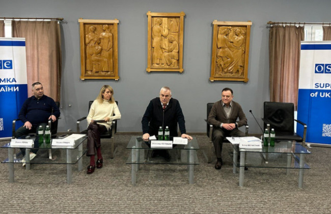 Судьи КСУ обсудили вопросы юридической аргументации в судебных решениях