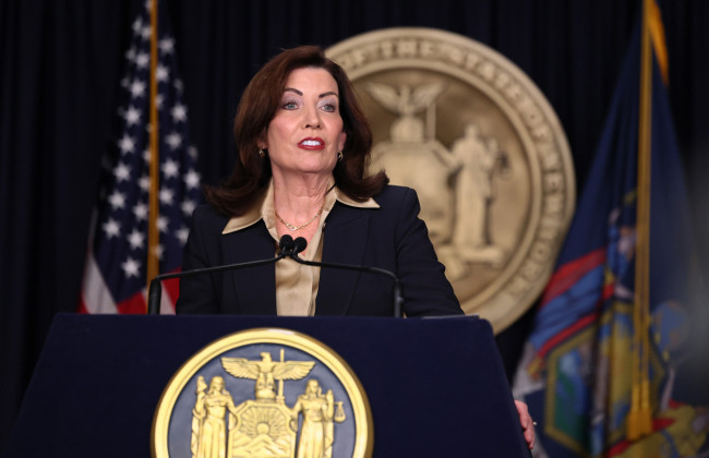 Нью-Йорк планирует запретить смартфоны в школах