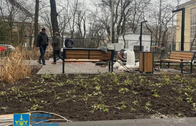 Чиновник Киевзеленстроя, который заплатил за незавершенный ремонт сквера более 6 млн грн, предстанет перед судом