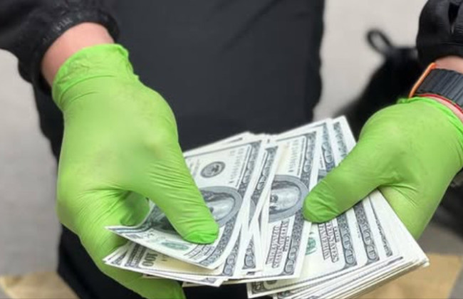 В Запорожье разоблачили юриста, который пытался организовать переправку уклониста за границу