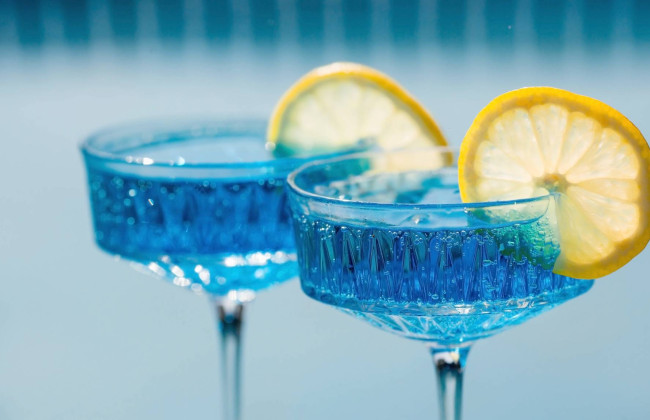 У США жінка пригостила чоловіка коктейлем з антифризом — вона отримала довічне ув’язнення за отруєння