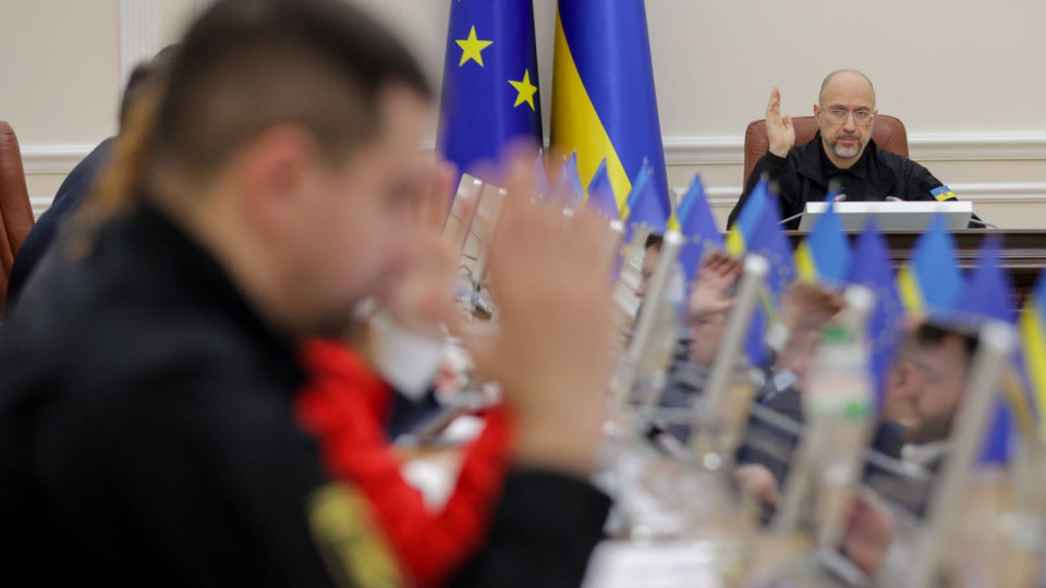 Кабмин изменил порядок оформления и выдачи справки о постановке на учет ВПЛ