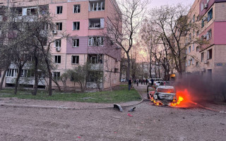 Каждая ракета, каждый ударный дрон доказывают, что Россия хочет только войны, — Зеленский прокомментировал обстрел Кривого Рога, фото