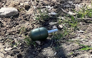 В Ровно на территории лицея нашли предмет, похожий на гранату