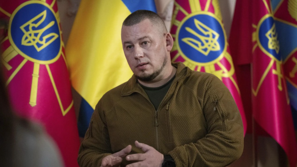 В Украине нужно ввести условно краткосрочный контракт на службу в армии для мужчин и женщин, — Павел Палиса