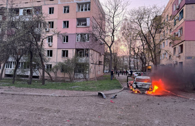 Кожна ракета, кожен ударний дрон доводять, що Росія хоче тільки війни, — Зеленський прокоментував обстріл Кривого Рогу, фото
