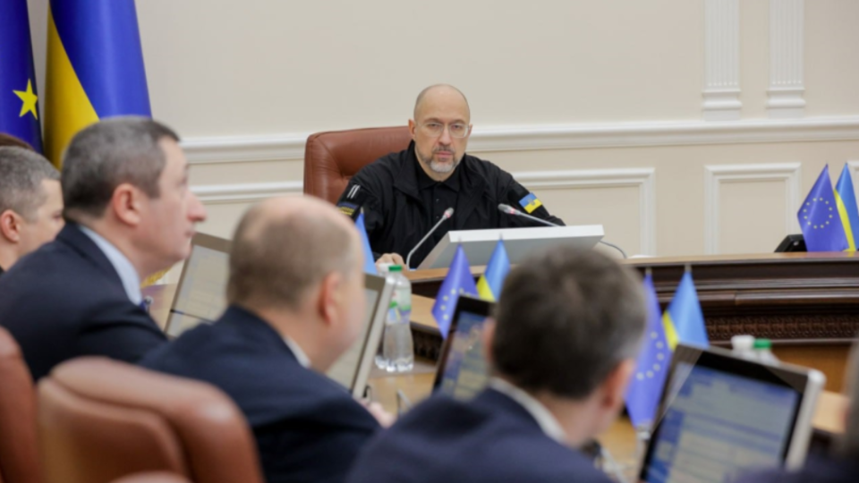 Кабмин одобрил законопроект об освобождении от призыва по мобилизации отдельных категорий учащихся и педагогов