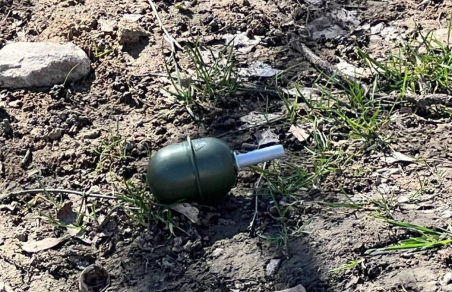 В Ровно на территории лицея нашли предмет, похожий на гранату