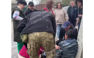 В Одесской области во время уличной мобилизации мужчина потерял сознание: в ТЦК заявили о симуляции