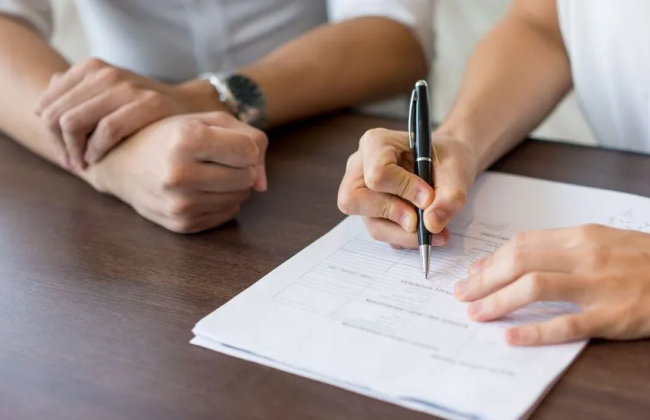 В Минюсте разъяснили, что такое договор дарения и какие стороны в такой сделке