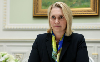 Посол Бриджит Бринк сообщила, поступает ли в Украину военная помощь США