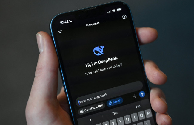 DeepSeek разрабатывает новые модели искусственного интеллекта, способные самообучаться и адаптироваться к пользователю