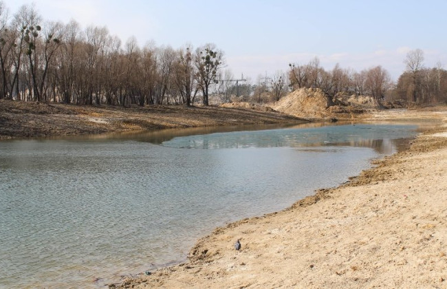 Состояние 230 озер, 12 рек – в «Киев Цифровой» стартовал опрос о городских водоемах