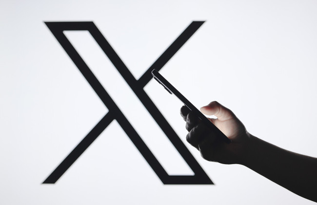 Соцсеть Х усилила  правила относительно пародийных аккаунтов известных людей