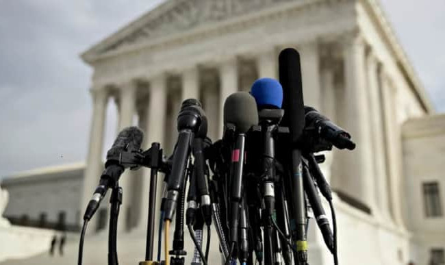 Федеральный суд США обязал Белый дом восстановить доступ AP к журналистскому пулу