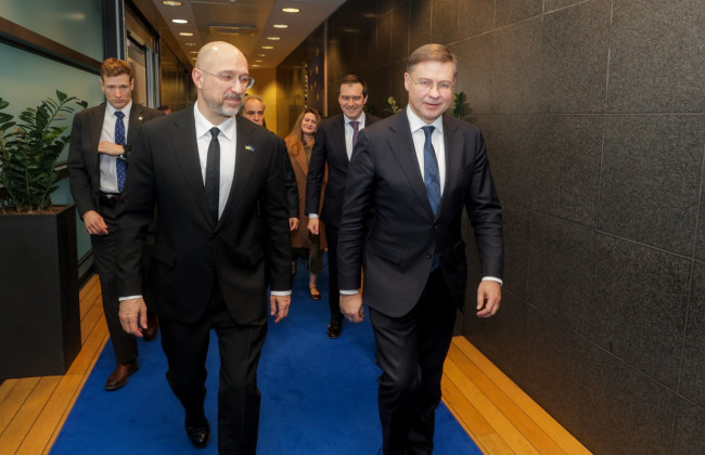 Украина получила 1 млрд евро от ЕС за счет замороженных активов России — Шмыгаль