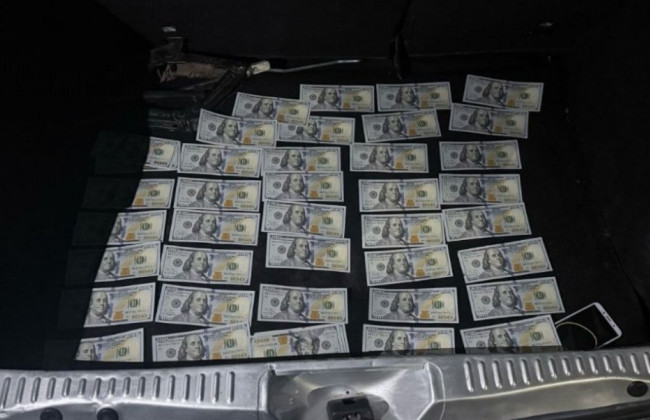 В Винницкой области задержаны адвокат и депутат, которые подстрекали вдову военнослужащего к даче взятки за демобилизацию сына