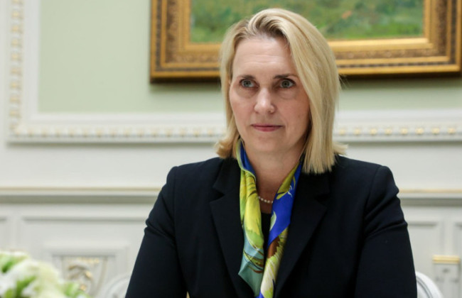 Посол США в Украине Бриджит Бринк планирует досрочно уйти в отставку со своей должности, — CBS News