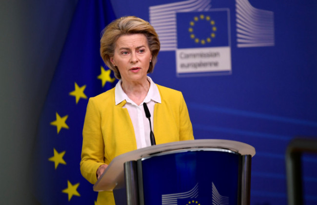 Фон дер Ляйен о решении Трампа по отсрочке пошлин: ЕС остается приверженным переговорам с США