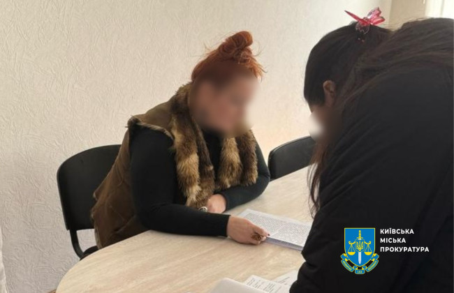 Начальницу КП «Киевгорсвет» обвиняют в убытках от закупки фонарей на 1,4 млн гривен