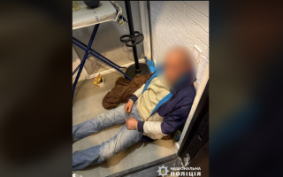 Одевали собачий ошейник и заставляли бежать за автомобилем — в Одесской области злоумышленники потребовали от мужчины отдать придуманный долг