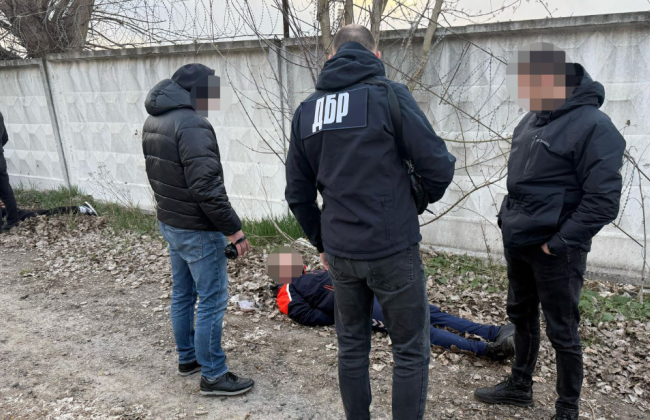 На Волыни задержали военного, который ушел в СЗЧ и занимался сбытом психотропов