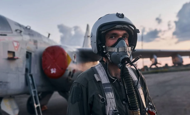 Владимир Зеленский присвоил звание Героя Украины посмертному пилоту F-16 Павлу Иванову