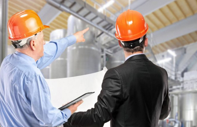 Кто из числа ответственных лиц и работников должен проходить обучение по вопросам охраны труда на предприятии — разъяснение